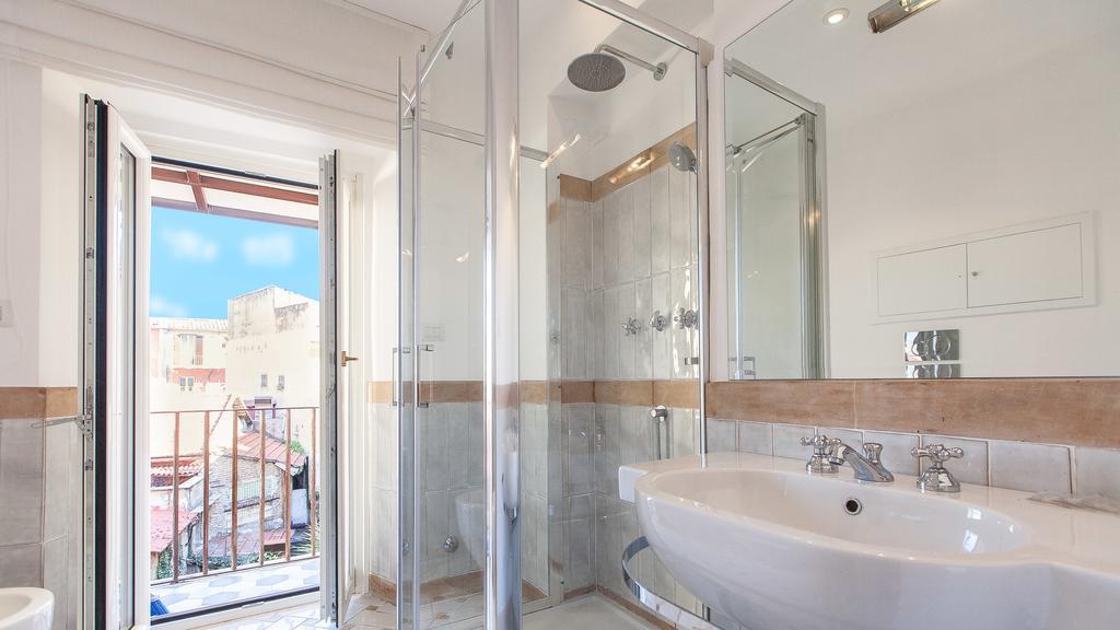 Rental In Rome - Scala Suite Eksteriør bilde